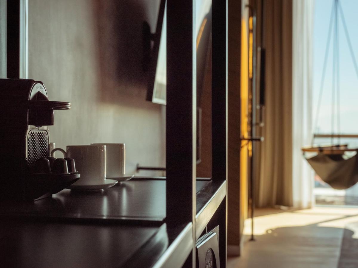 Superior King Suite