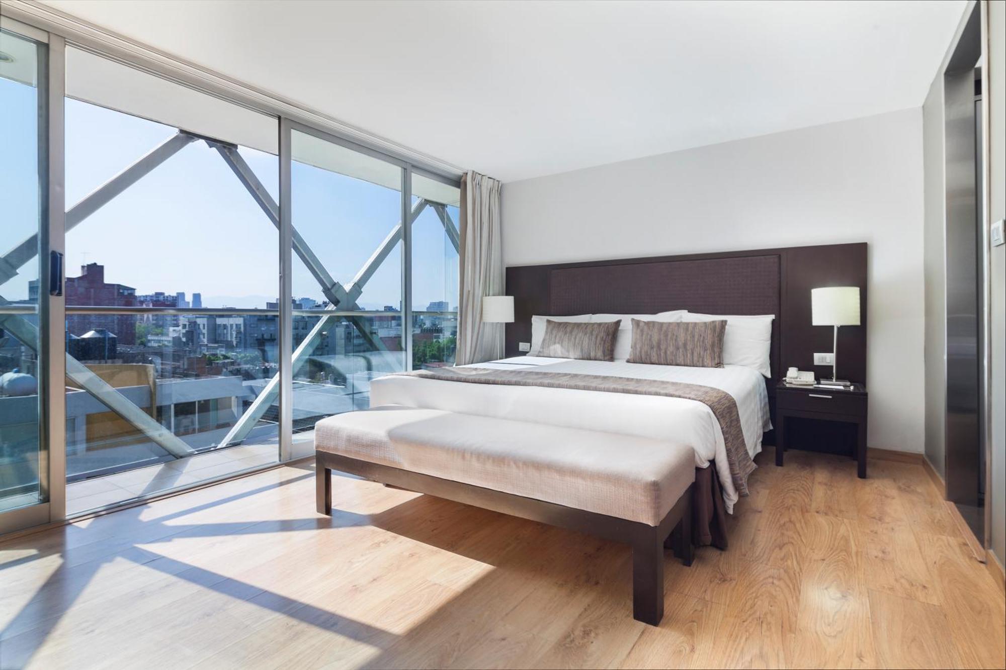 Junior Suite with Balcony
