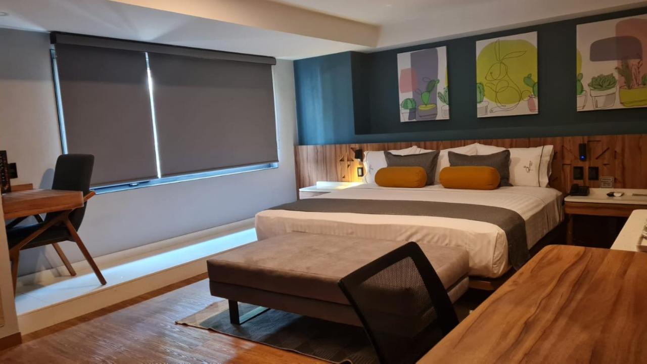 Deluxe King Room,1237084432:JPEG