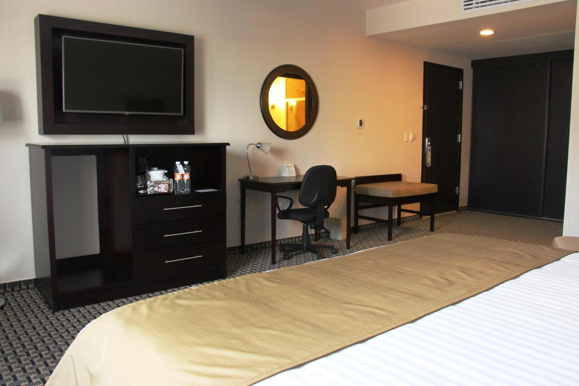 Standard King Room,1279033858:JPEG